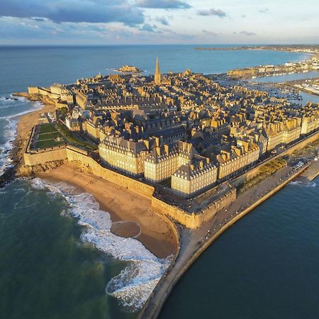 Demeures & Chateaux - Hotel De La Porte Saint-Malo Dinan Kültér fotó